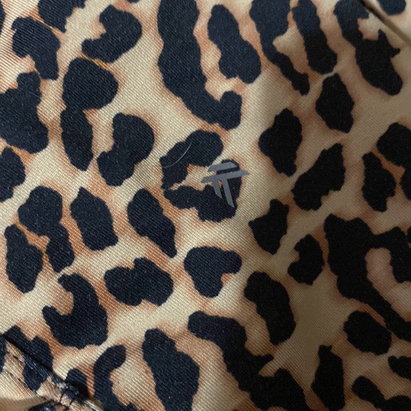 Leopard leggings - Picture 3 of 5